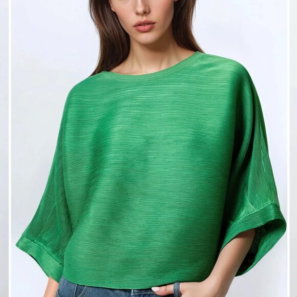 Kate Hewko Glam Sleeve Textured Top - Picture 1 of 10